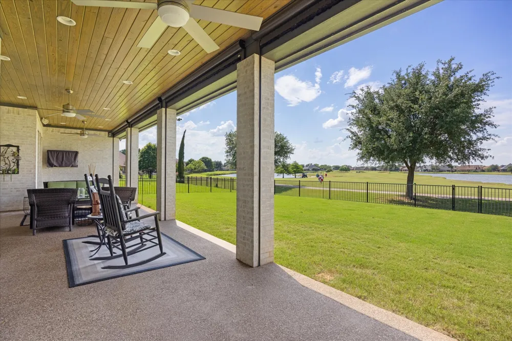 2603 Waters Edge Drive Granbury, TX 76048
