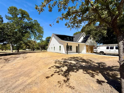 941 Robinhood Boulevard
