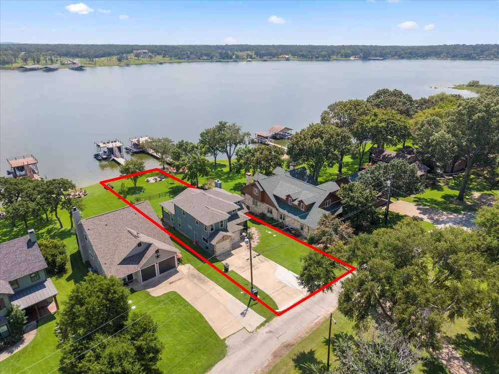 13700 Park Harbor Drive Eustace, TX 75124