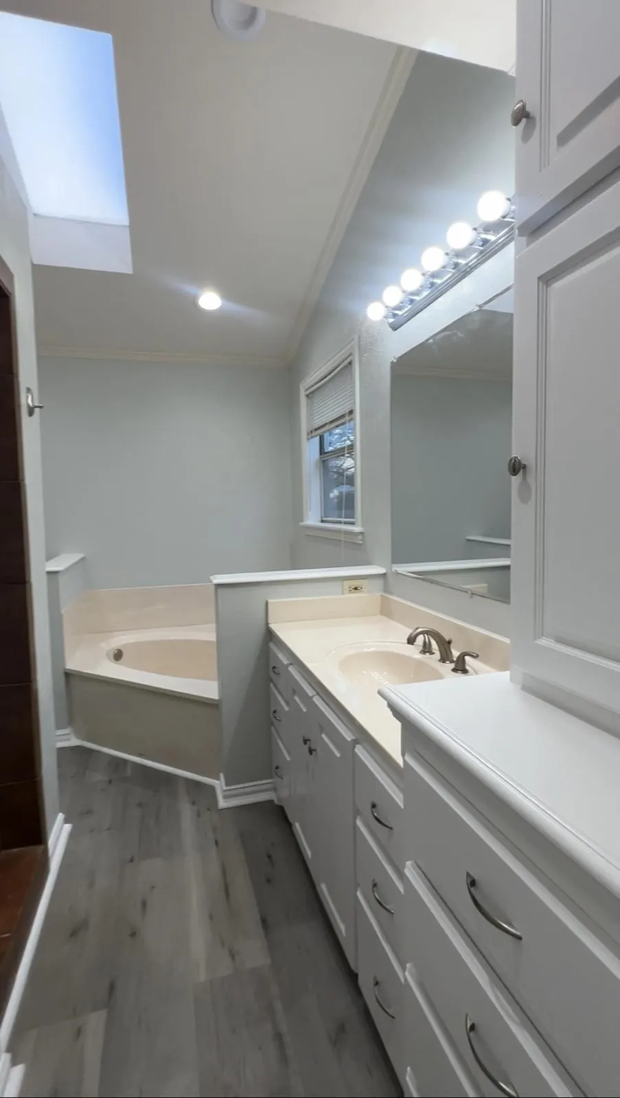 104 Jean Lane Euless, TX 76040