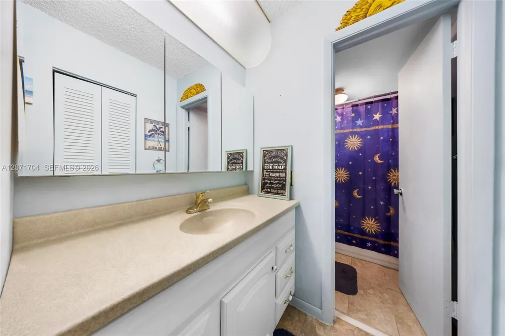 6750 Royal Palm Blvd #106E Margate, FL 33063