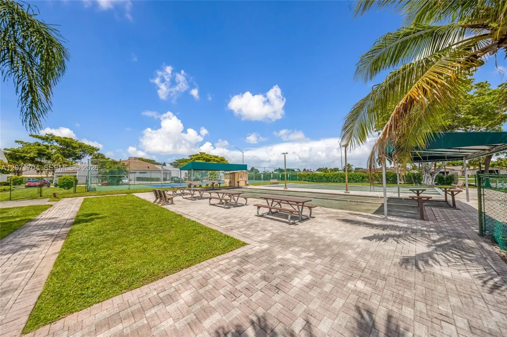 6750 Royal Palm Blvd #106E Margate, FL 33063