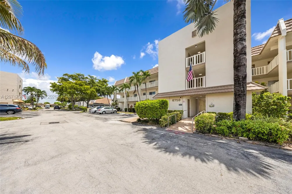 6750 Royal Palm Blvd #106E Margate, FL 33063