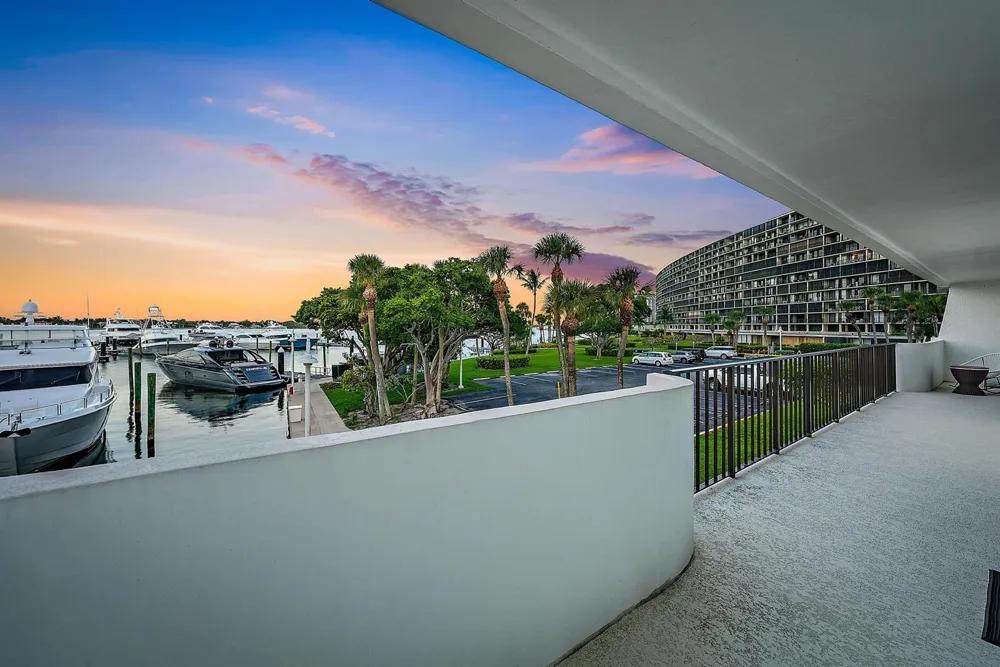 1200 Marine Way #G11 North Palm Beach, FL 33408