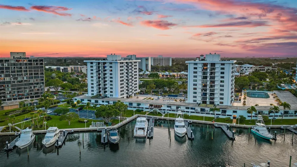 1200 Marine Way #G11 North Palm Beach, FL 33408