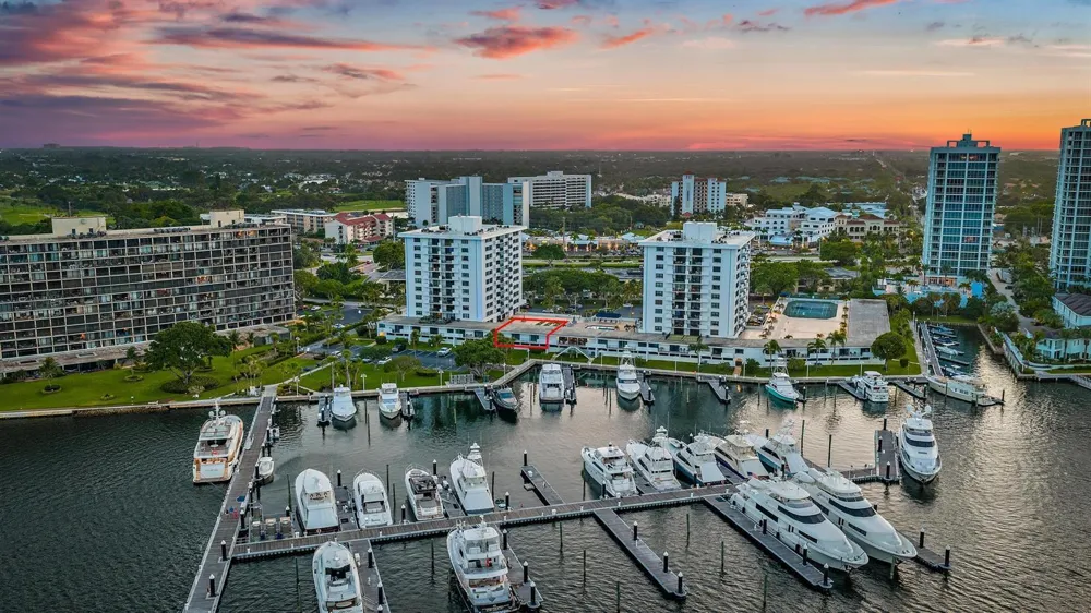 1200 Marine Way #G11 North Palm Beach, FL 33408