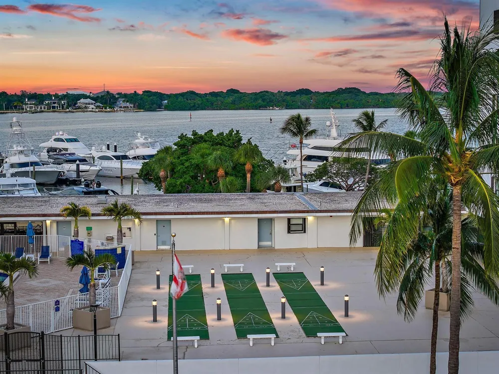 1200 Marine Way #G11 North Palm Beach, FL 33408