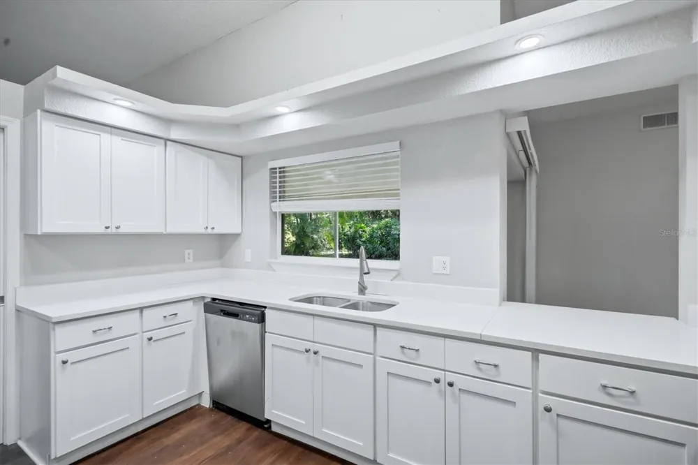 4537 CHIMNEY CREEK DRIVE Sarasota, FL 34235