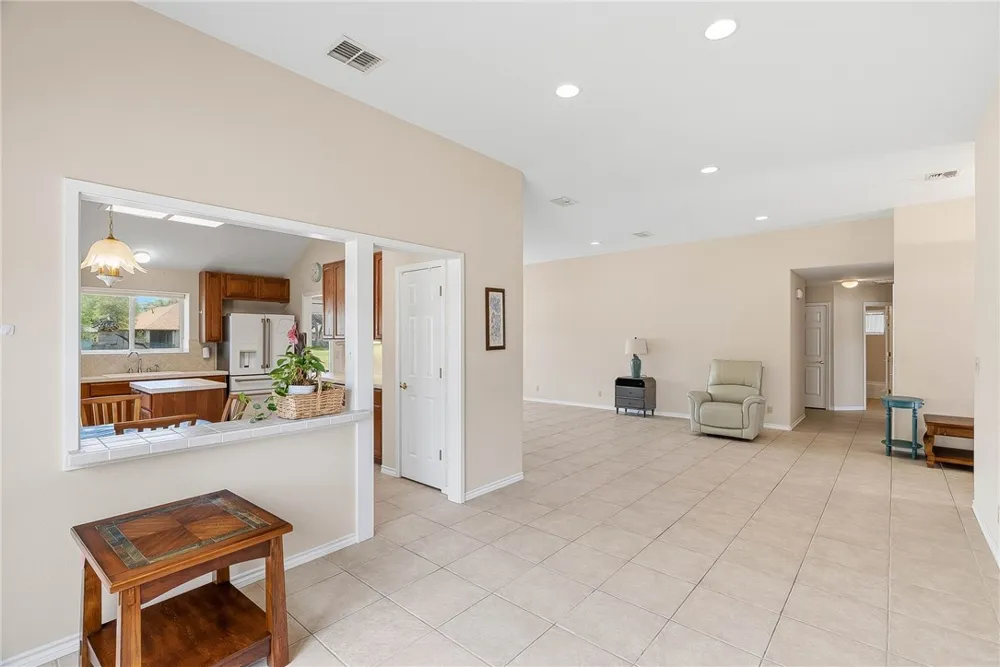 101 Cedar Ridge Drive Rockport, TX 78382