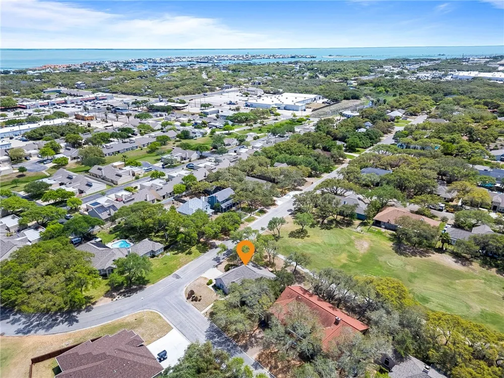101 Cedar Ridge Drive Rockport, TX 78382
