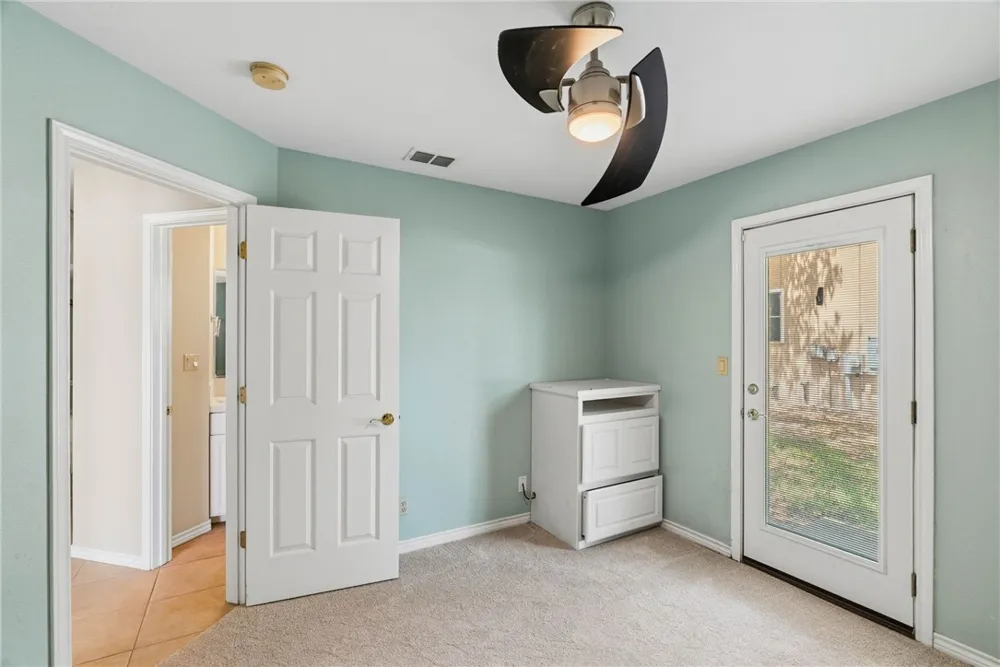 101 Cedar Ridge Drive Rockport, TX 78382