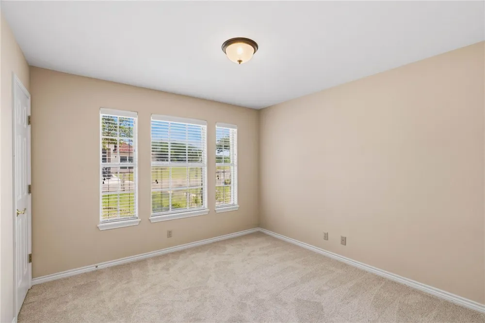 101 Cedar Ridge Drive Rockport, TX 78382