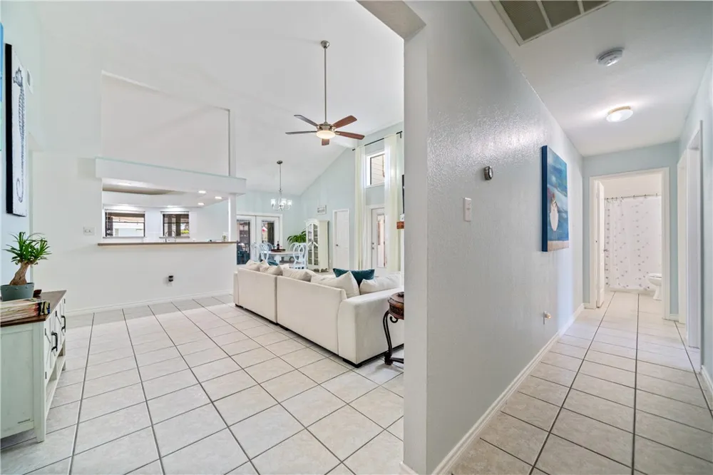 13825 Topsail Street Corpus Christi, TX 78418