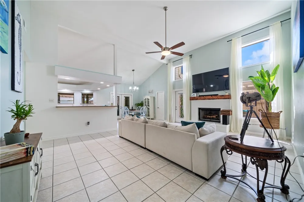 13825 Topsail Street Corpus Christi, TX 78418