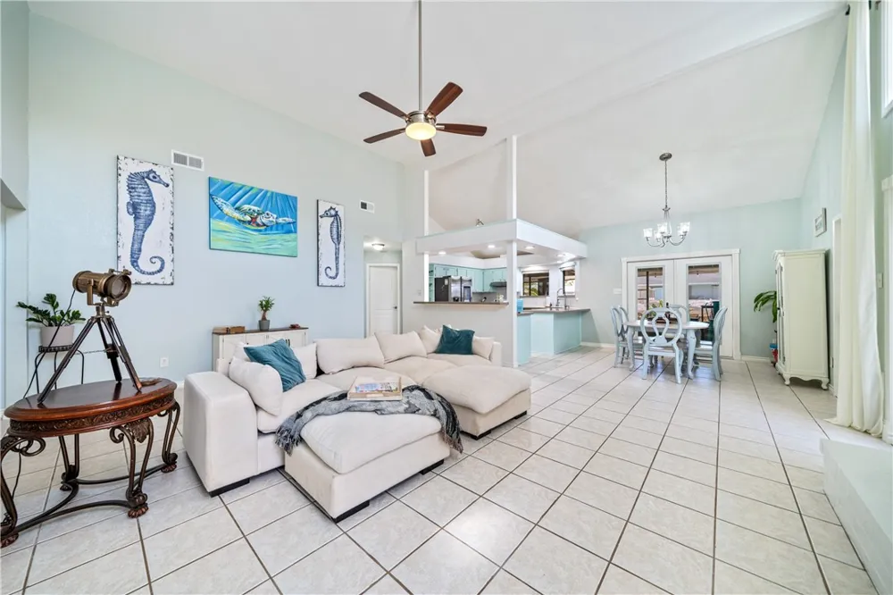 13825 Topsail Street Corpus Christi, TX 78418