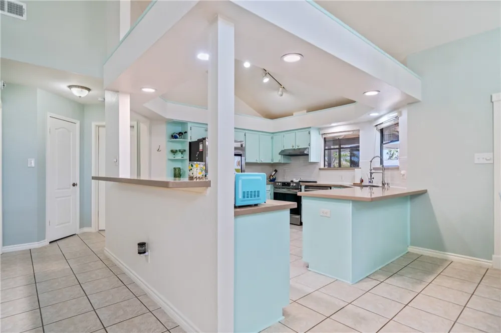 13825 Topsail Street Corpus Christi, TX 78418