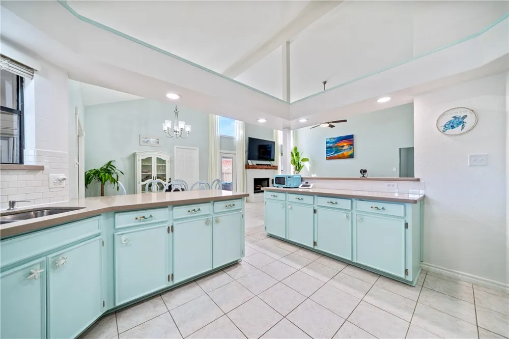 13825 Topsail Street Corpus Christi, TX 78418