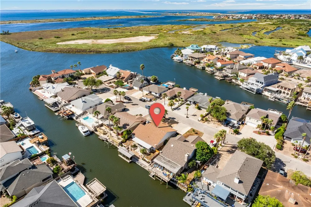 13825 Topsail Street Corpus Christi, TX 78418