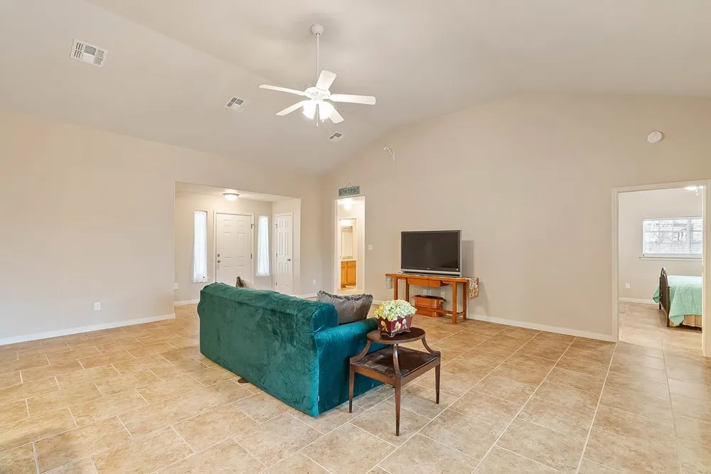 1506 Live Oak Street Rockport, TX 78382