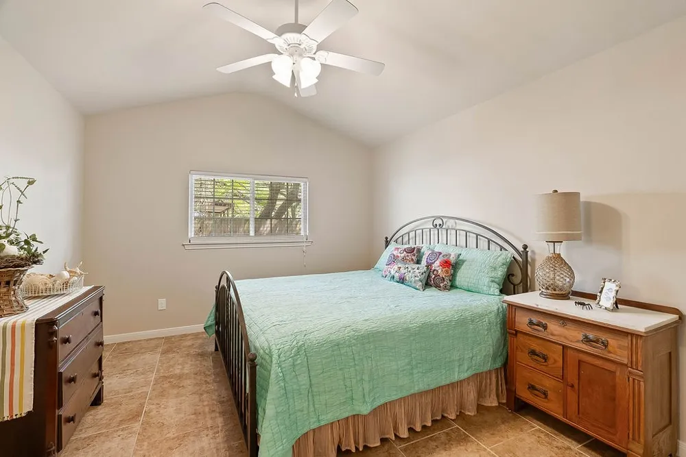 1506 Live Oak Street Rockport, TX 78382