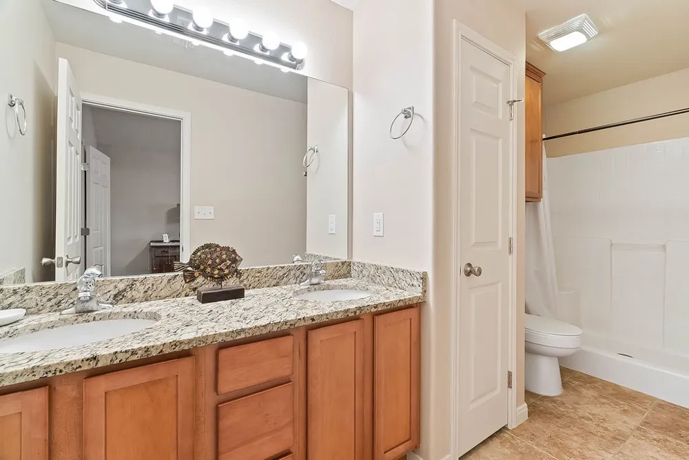 1506 Live Oak Street Rockport, TX 78382
