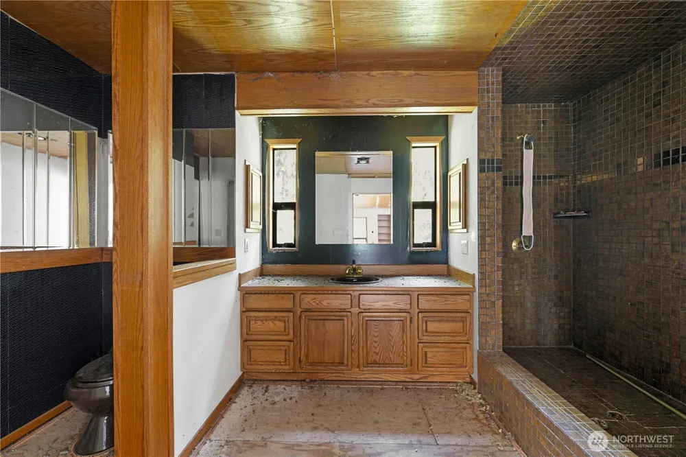 15124 State Route 530 NE Arlington, WA 98223