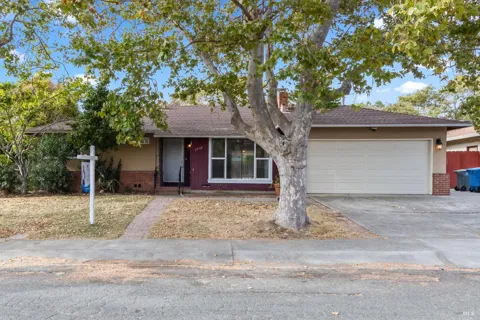 2446 Helen Avenue