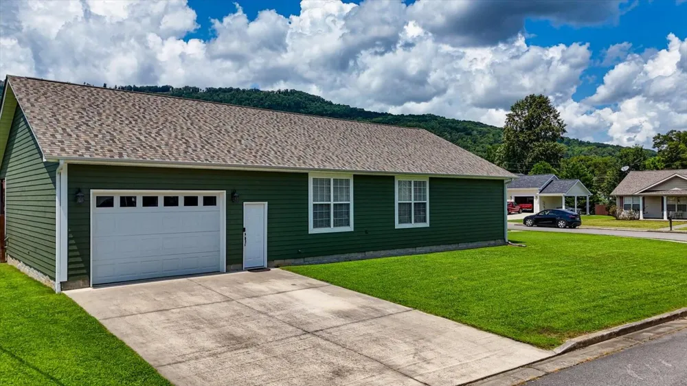 317 Wilson Court Jasper, TN 37347