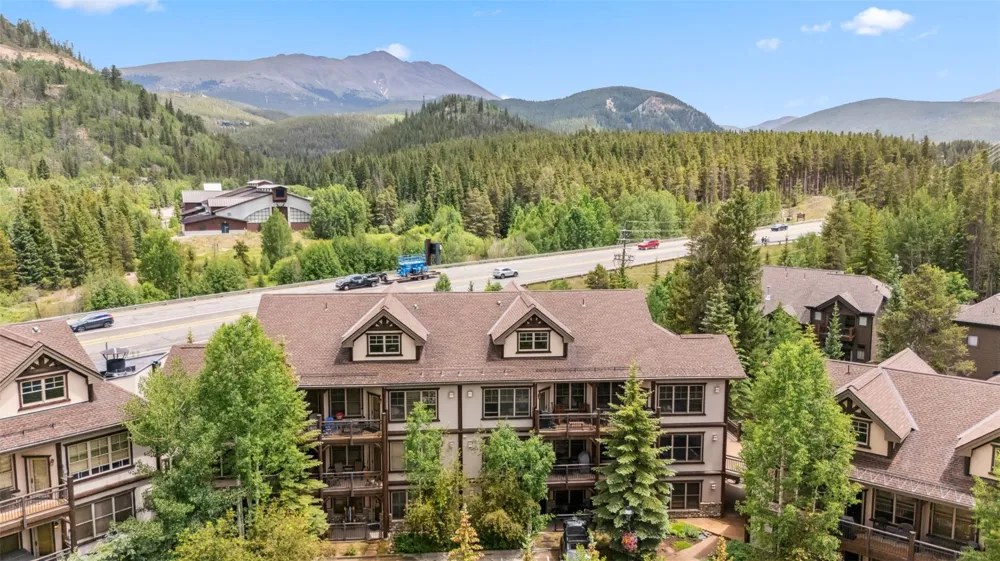 33 Broken Lance Drive #206S Breckenridge, CO 80424
