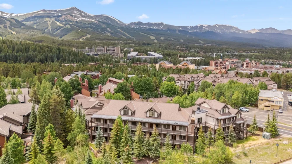 33 Broken Lance Drive #206S Breckenridge, CO 80424