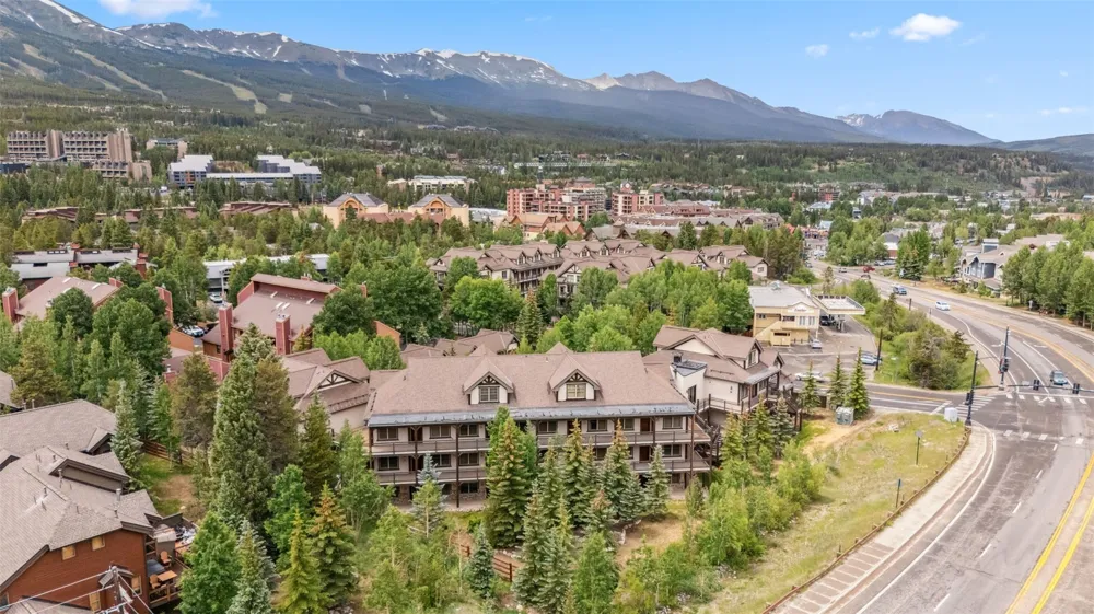 33 Broken Lance Drive #206S Breckenridge, CO 80424