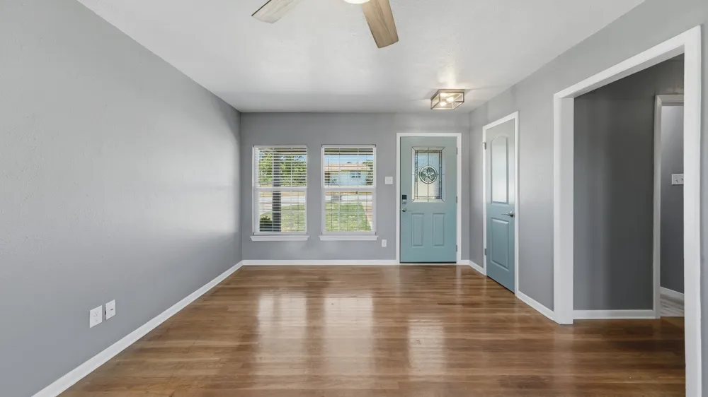 313 W 7th Street Weatherford, TX 76086