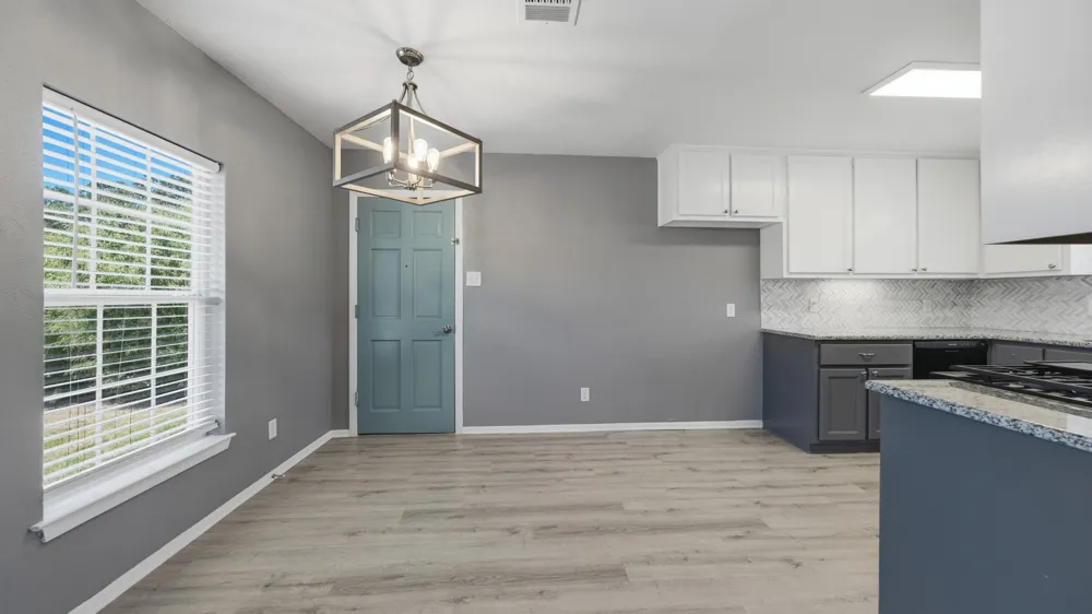 313 W 7th Street Weatherford, TX 76086