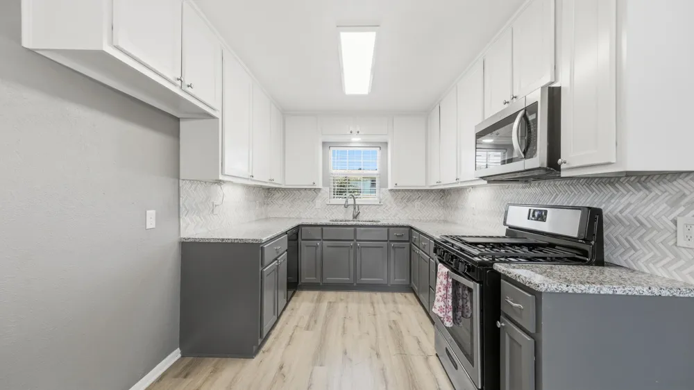 313 W 7th Street Weatherford, TX 76086