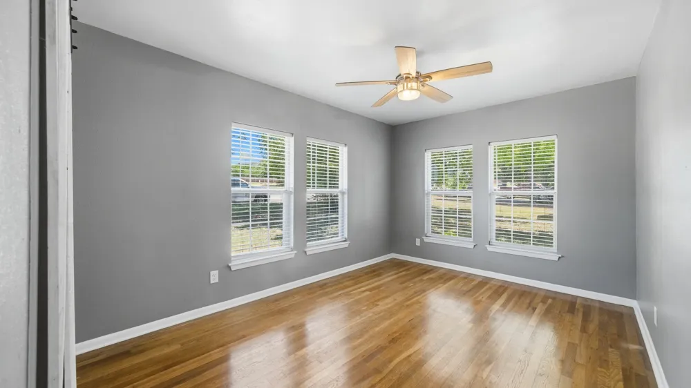 313 W 7th Street Weatherford, TX 76086