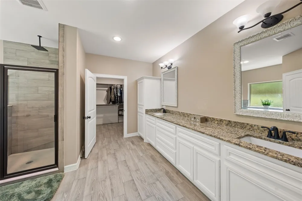 643 Southcreek Park Livingston, TX 77351