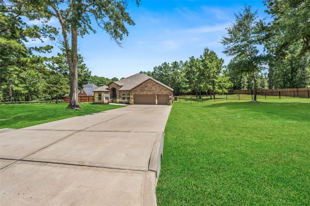 643 Southcreek Park Livingston, TX 77351