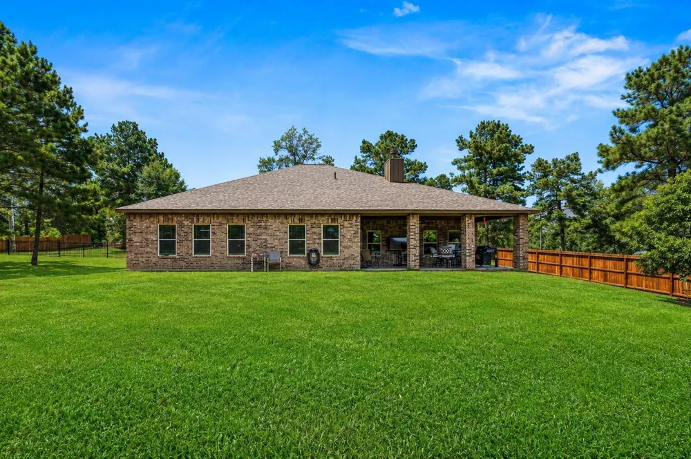 643 Southcreek Park Livingston, TX 77351