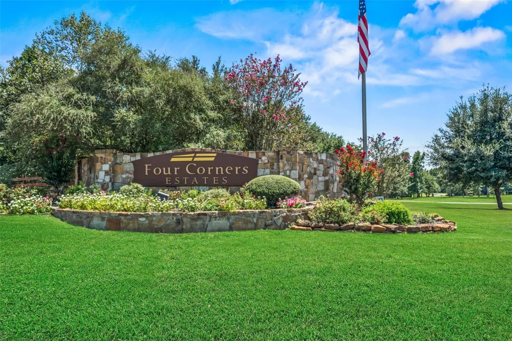 643 Southcreek Park Livingston, TX 77351