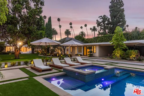 702 Beverly Drive
