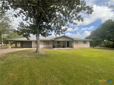 1672 FM 318