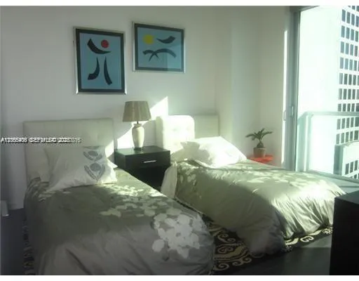 55 SE 6th St #4102 Miami, FL 33131