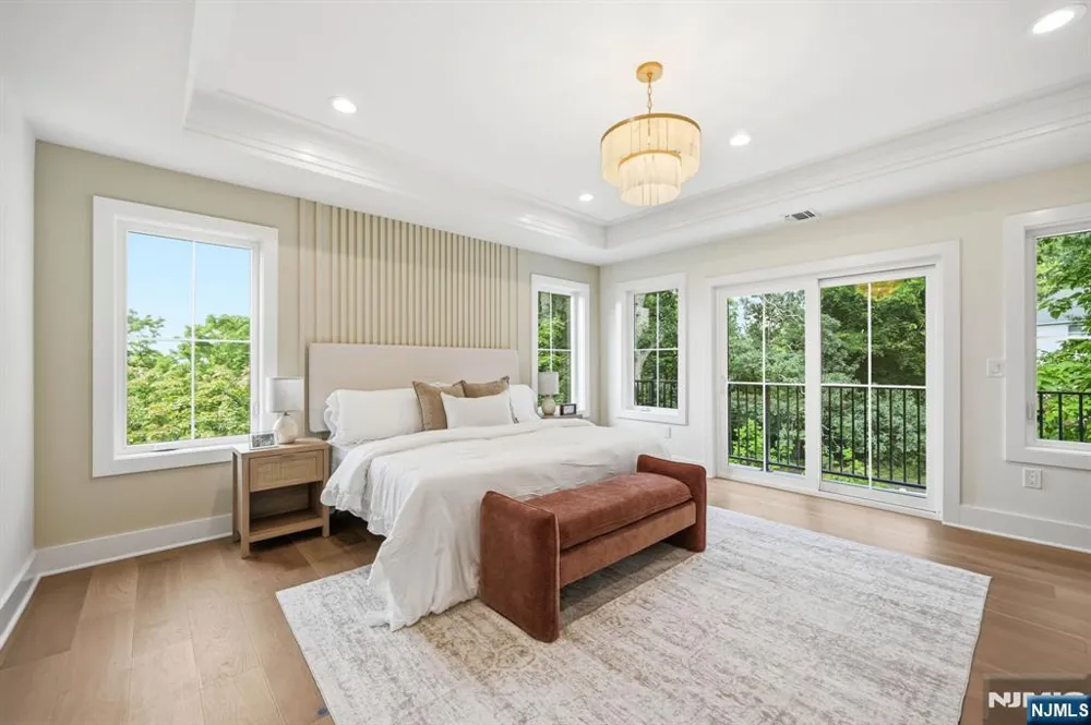 4 Dorrien Road Livingston, NJ 07039