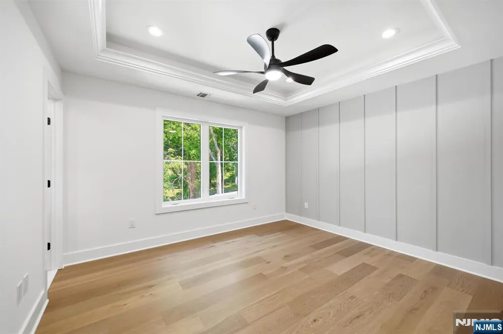 4 Dorrien Road Livingston, NJ 07039