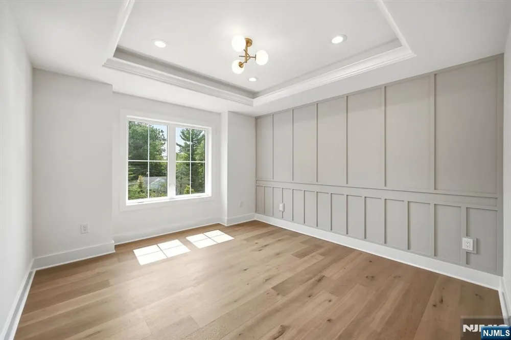 4 Dorrien Road Livingston, NJ 07039