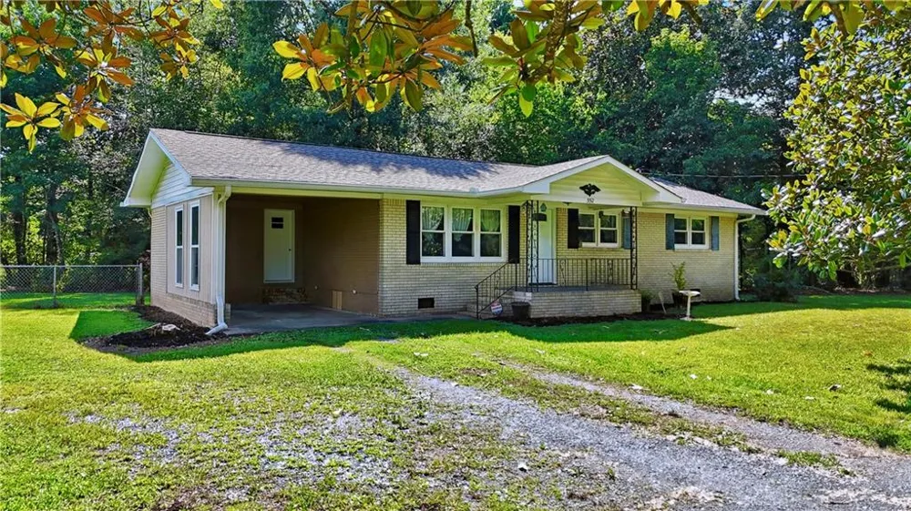 552 Everett Springs Road SW Calhoun, GA 30701