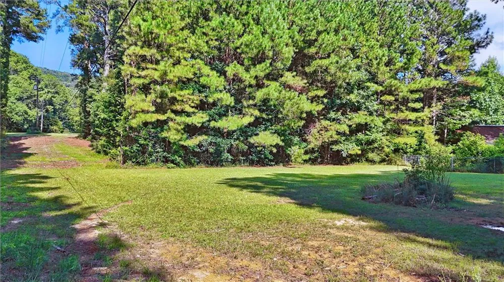 552 Everett Springs Road SW Calhoun, GA 30701