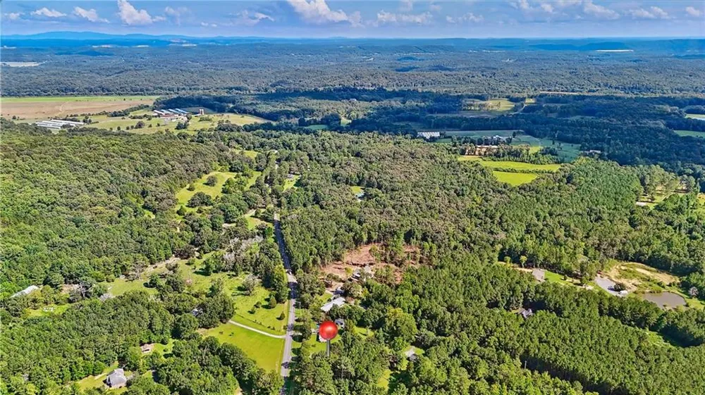 552 Everett Springs Road SW Calhoun, GA 30701