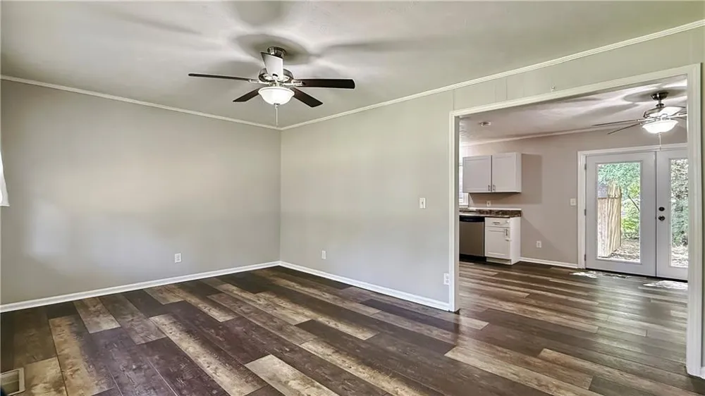 552 Everett Springs Road SW Calhoun, GA 30701