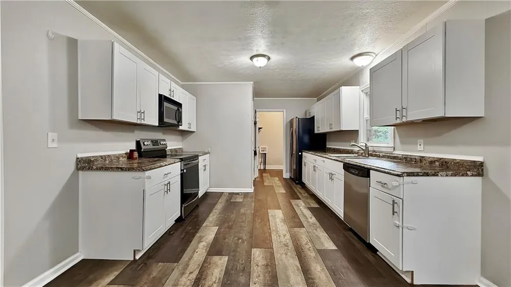 552 Everett Springs Road SW Calhoun, GA 30701